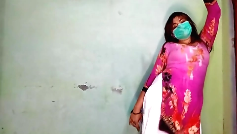 Sexy dancing bareback solo in amateur dancing class