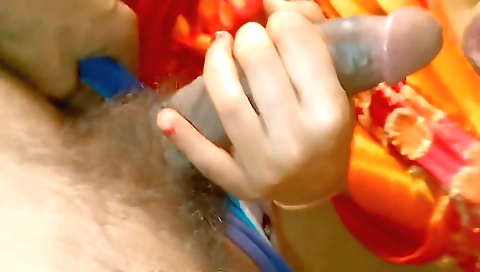 Indian amateur woman gets creampie in her hairy pussy