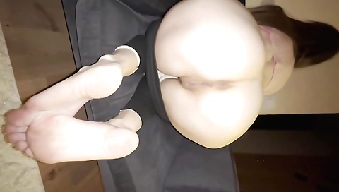 Amateur brunette with a small ass sniffing test old girl