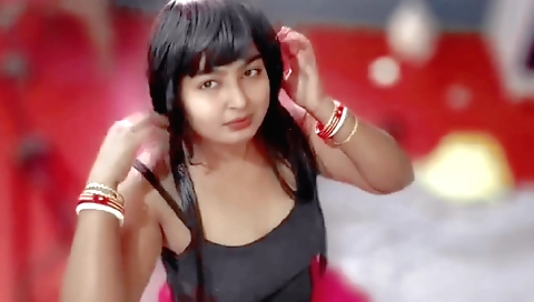 amateur brunette with big tits and a big ass 18+ video