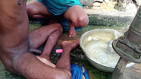 Indian bhabi pecha pecha gaya ke jadi jodi aaj ajan deta hai wala jai