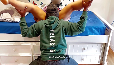 Indian chick fucks with her husband in amateur film