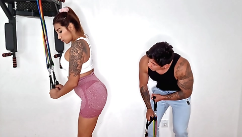Indian hottie with a tattooed ass fucked during workout