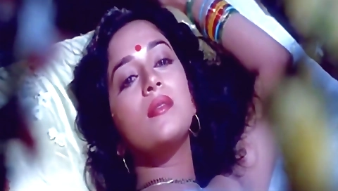 Indian girl gets her boobs fucked while she is also kissing