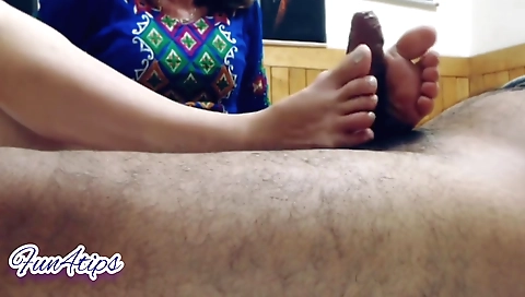 I filmed my foot fetish on webcam before the camera