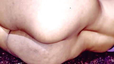 Sexy indian girl in sexy dresses makes an erotic solo video