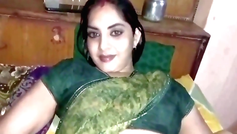 Horny Indian girl enjoys hot sex with her stepbrother