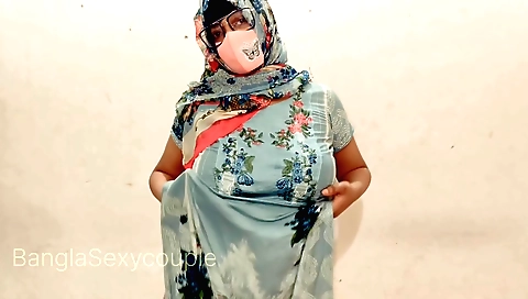 Indian milf fucked by her stepbrother in amateur porn video