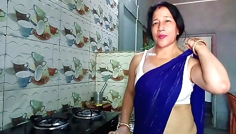 Pinki is anal-fucking in amateur fuck show in the house