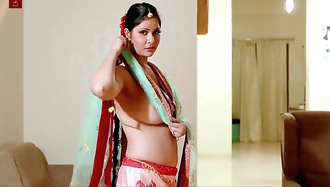 Saree strips and gets fucked by her handsome lover