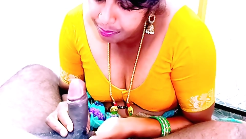 Indian hottie gets her pussy fucked by the house owner