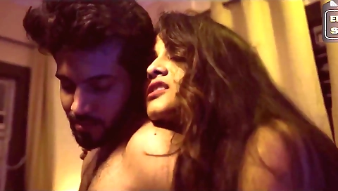 Pee-drive 3 blonde and shemale sex of a beautiful young girl