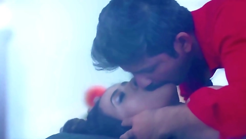 Brunette teen with big tits and a huge ass is on net and on phone