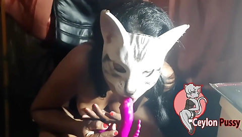 Hot brunette masturbates with a vibrator and makes herself happy