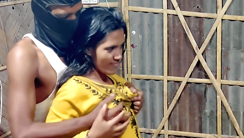 Indian pornstar hawbhi playing with her husband's cock