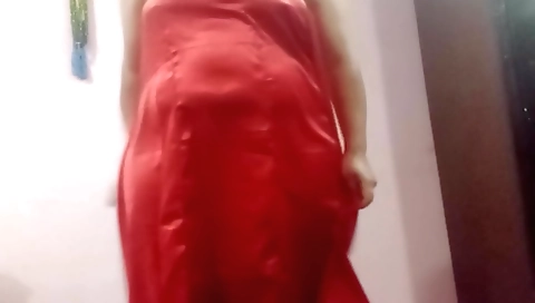 Indian chick in a sexy white skirt does solo webcam