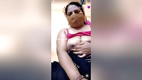 Famous Shivani Bhabhi Shows Her Boobs And Blowjob On Tango Show