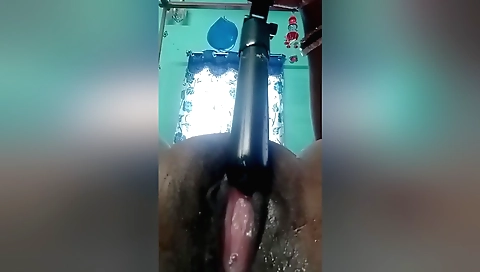 Indian Desi Hot Bhabhi Video Bhabhi Na Chhuti Ka Pani Nikal