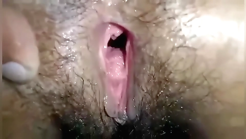 Hairy teen girl with natural curves masturbates and plays