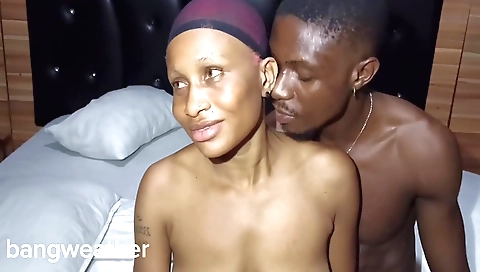 Hot Indian hottie takes a deep throat from a guy 24