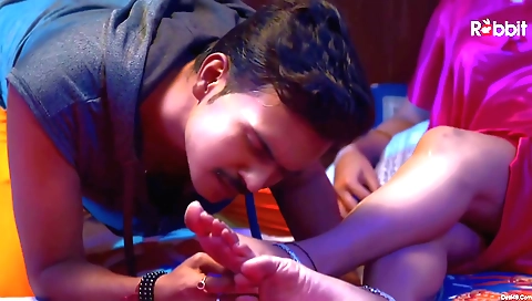 Sexy brunette with a sexy face and a nice body is on her knees