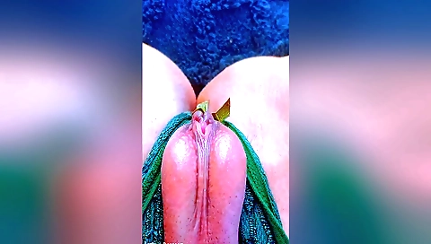 Straw Berry - Pink Pussy: Fingering Her Perfect Clit