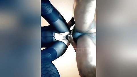 Amateur muslim slut is fucked on her back in stockings