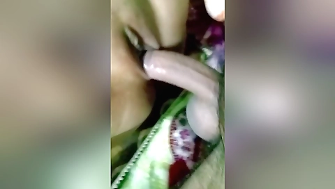 Amateur indian chick 18+ with a round booty is ready to fuck