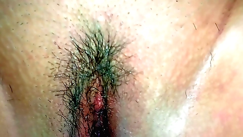 Indian teen gets her pussy shaved and fucked in amateur vid