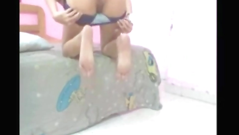 Big boobs brunette teen 18+ showing her face on webcam