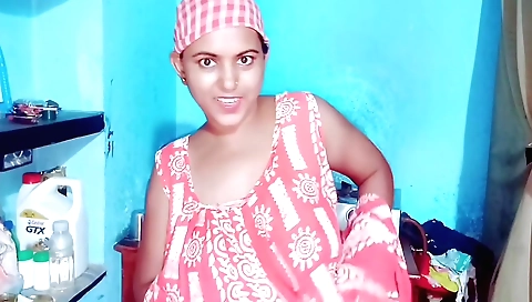 Indian solo female masturbating in the middle of room