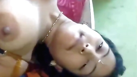 Indian solo beauty with a big boobed ass is playing