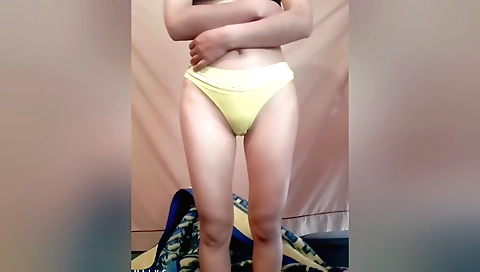 Indian hairy girl is making a amateur porn clip with the camera