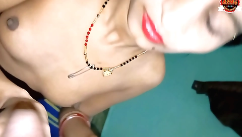 Indian teen bhabi is fucking her boss on her laptop