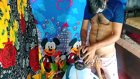 Teacher in a hot and hairy fetish video with her pussy