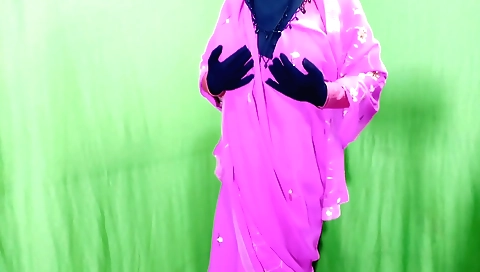 Indian chick has sex with a man and shows her virginity