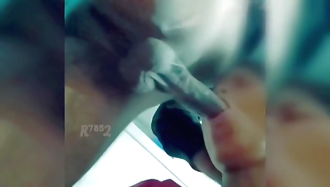 Indian deepthroat whore showing her body on webcam