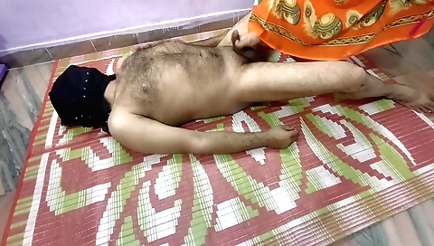 Indian brunette fucks her man in a hot amateur vid